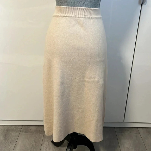 BRIAN BAILEY A-Line Knit Skirt Cotton, Size M - Picture 4 of 7